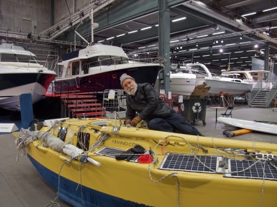 Yrvind at Stockholm Boat show with his boat Yrvind.com